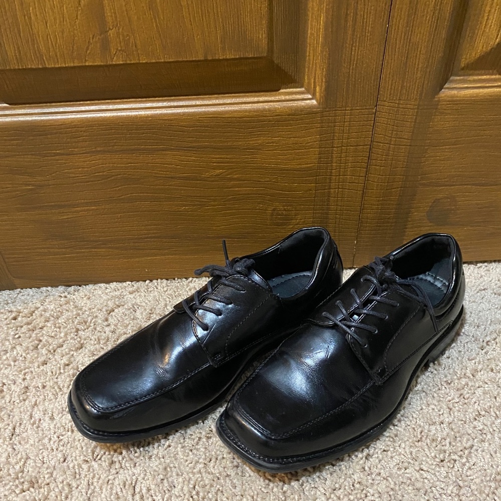 Classic Black Kids Dress Shoes - Lace-Up Formal Oxfords